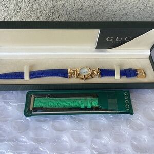 Vintage Gucci 6300L Ladies Watch Gold Tone Great Preowned Condition